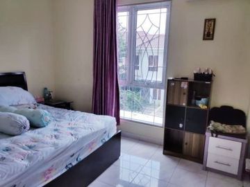 Rumah 2 lantai dalam komplek telaga golf sawangan