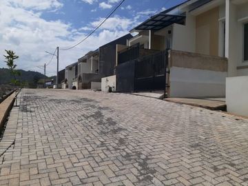 unit terbatas!! hunian selantai cicilan 1,9 jtan di padalarang lokasi mainroad