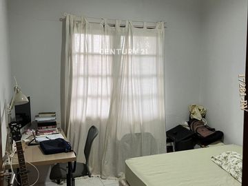 DIJUAL Rumah 2 Lantai Di Graha Raya Bintaro
