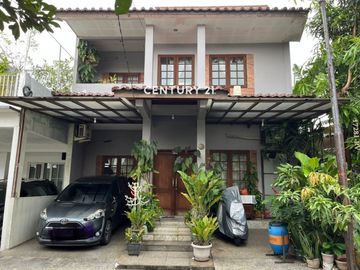 DIJUAL Rumah 2 Lantai Di Graha Raya Bintaro