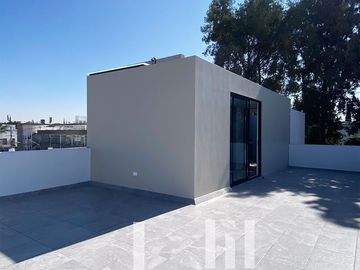 VENTA DE CASA EN PUNTA LOMA TRES RECAMARAS ENTRE ZAVALETA Y LA RECTA A CHOLULA