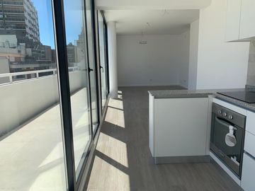 3 amb Gran Balcón Piso Alto Villa Urquiza !!