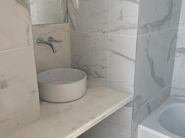 3 amb Gran Balcón Piso Alto Villa Urquiza !!