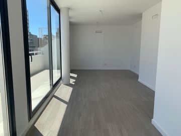3 amb Gran Balcón Piso Alto Villa Urquiza !!