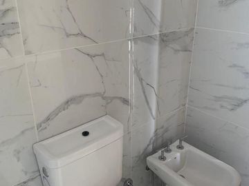 3 amb Gran Balcón Piso Alto Villa Urquiza !!