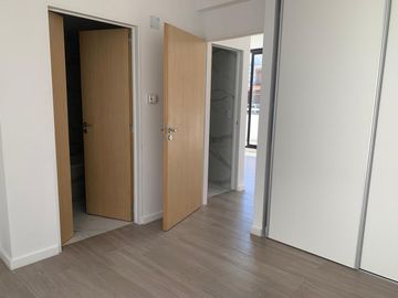 3 amb Gran Balcón Piso Alto Villa Urquiza !!
