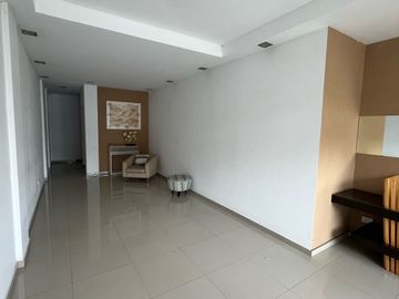 Venta Impecable 2 Amb C/Coch. Lanús O.