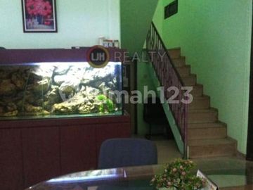 Rumah 2 Lantai Siap Huni di Jambore Raya - Jakarta Timur