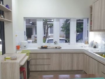 DIJUAL RUMAH BAGUS MODERN SIAP HUNI DI CHALCEDONY PHG GADING SERPONG