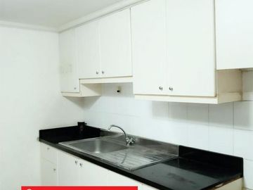 Dijual Apartemen Taman Anggrek Kondominium - Type 3 Bedroom Kondisi Semi Furnished By Sava Properti APT-A3798