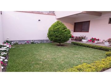Casa de Playa 3 Pisos en Venta - Lambayeque - Pimentel