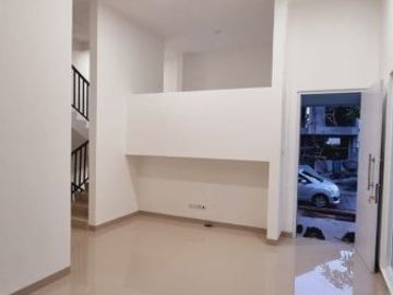 Rumah town house strategis dekat ke seluruh fasilitas