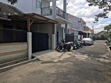 Rumah Nyaman di Arcamanik Dekat Cisaranten & Antapani
