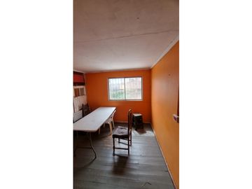 SE VENDE CASA EDIFICIO DE 4 PISOS UBICADO EN CERRO RAMADITAS