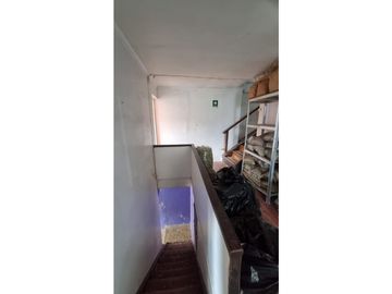 SE VENDE CASA EDIFICIO DE 4 PISOS UBICADO EN CERRO RAMADITAS
