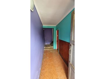 SE VENDE CASA EDIFICIO DE 4 PISOS UBICADO EN CERRO RAMADITAS