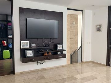 Casa de Lujo en Venta o Renta en Juriquilla Querétaro Villas del Mesón