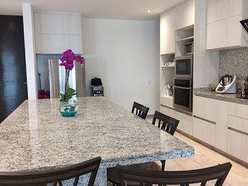 Casa de Lujo en Venta o Renta en Juriquilla Querétaro Villas del Mesón