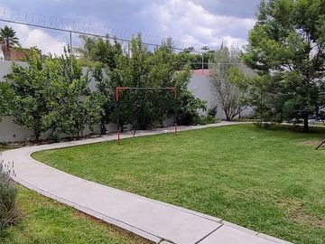 Casa de Lujo en Venta o Renta en Juriquilla Querétaro Villas del Mesón