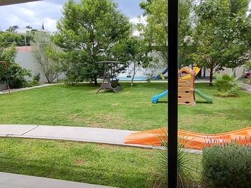 Casa de Lujo en Venta o Renta en Juriquilla Querétaro Villas del Mesón