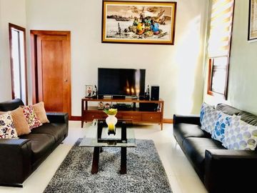 Furnished Huose for SALE with 4 Bedroom and Swimming Pool in Angeles City Near Clark