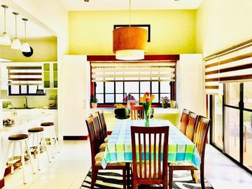 Furnished Huose for SALE with 4 Bedroom and Swimming Pool in Angeles City Near Clark