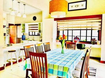 Furnished Huose for SALE with 4 Bedroom and Swimming Pool in Angeles City Near Clark