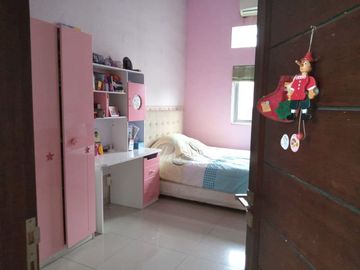 Di Jual Gedung Perkantoran dan Rumah Luxury 12 Kamar di Jl. Moh. Toha Bandung