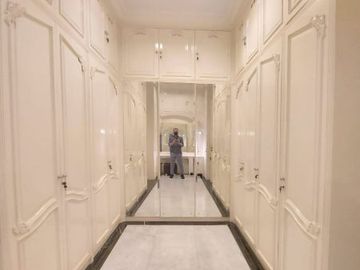 DISEWA RUMAH BESAR & MEWAH di Jl SRIWIJAYA RAYA, KEBAYORAN BARU