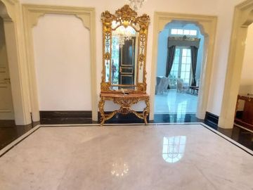 DISEWA RUMAH BESAR & MEWAH di Jl SRIWIJAYA RAYA, KEBAYORAN BARU