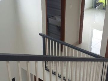 Jual Rumah Bandung Utara Pondok Hijau Free Canopy Kaca Tersedia Unit Ready Stock.