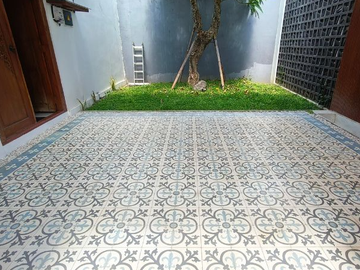 VILLA COZY DENGAN TAMAN LUAS DI SEMINYAK BADUNG