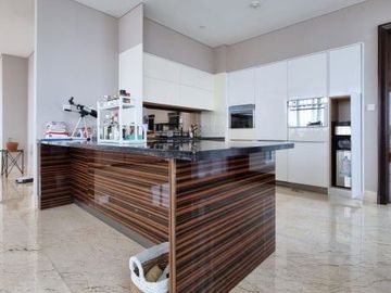 DIJUAL APARTEMEN PROVIDENCES PARK 530 SQM (Jr. PENTHOUSE & DUPLEX)
