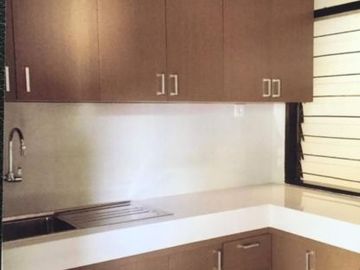 RUMAH BESAR RAYA KLAMPIS BISA BUAT USAHA