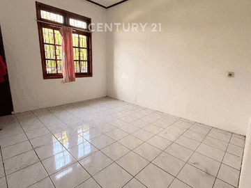 Rumah 2 Lantai Strategis Duren Sawit Jakarta Timur S9606