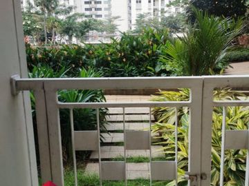 Disewakan Apartemen Springlake 2BR Davallia dekat Pool