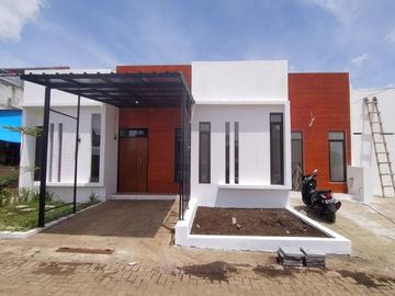 Rumah Asri dan Nyaman di Cihanjuang Cimahi Dekat ke Pemkot Cimahi Harga 300 juta-an ,Cash diskon 25 juta.