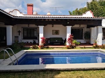 VENTA CASA CUERNAVACA ZONA NORTE UN PISO