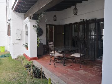 VENTA CASA CUERNAVACA ZONA NORTE UN PISO