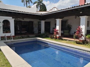 VENTA CASA CUERNAVACA ZONA NORTE UN PISO