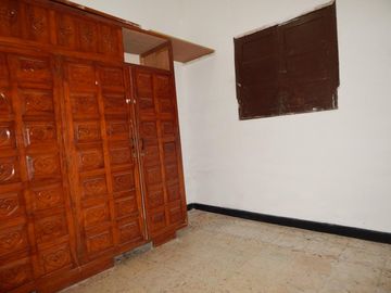 casa-local en arriendo/venta en el porvenir. Cod V62967