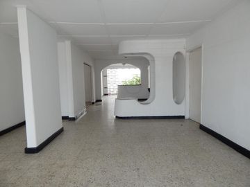 casa-local en arriendo/venta en el porvenir. Cod V62967