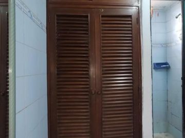 casa en venta en la parada. Cod V26819
