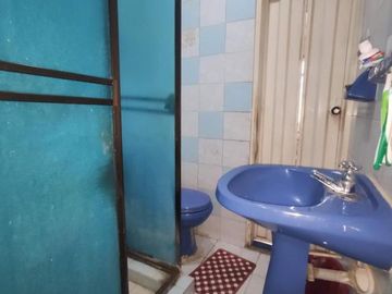 casa en venta en la parada. Cod V26819