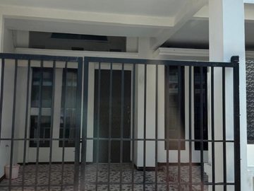 Rumah Pakuwon City Florence Puri Asri dkt griya asri dan sorento