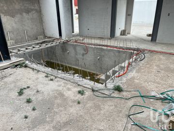 SE VENDE CASA  EN OBRA BLANCA BOSQUE REAL, PACHUCA HIDALGO.