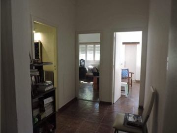 chalet 3Amb. con amplio patio y garage