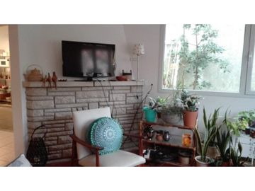 chalet 3Amb. con amplio patio y garage