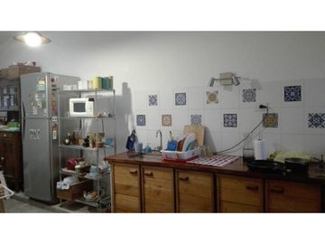 chalet 3Amb. con amplio patio y garage