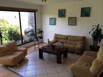 Casa en venta en Las Fincas, Jiutepec, Morelos.  Casas y bienes raíces al sureste de Cuernavaca, Morelos.